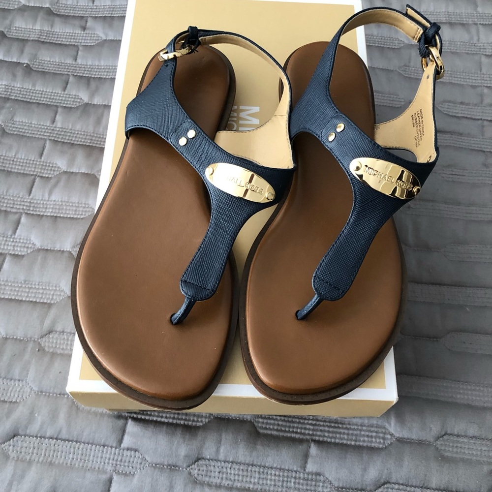 Michael Kors Plate Thong